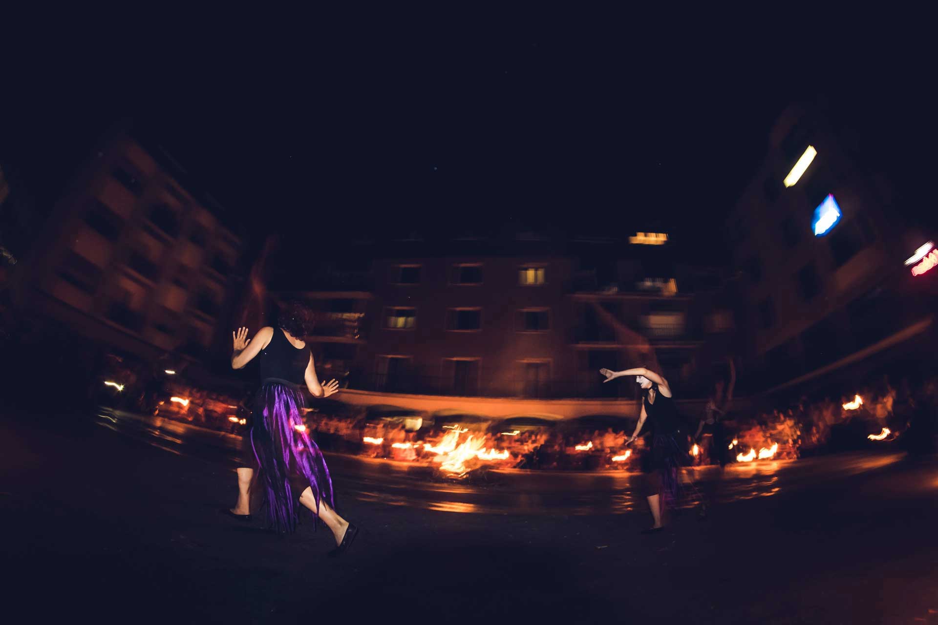 Ball de les Bruixes durant la festa de les Falles a Andorra la Vella